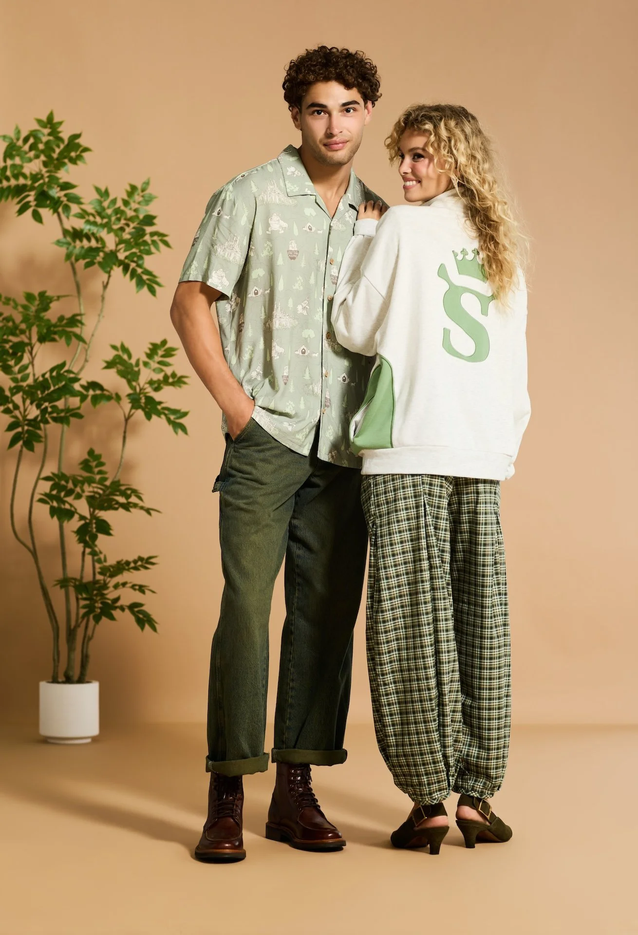36626193_SHREK QUARTER ZIP_______36592343_AOP WOVEN_786.jpeg