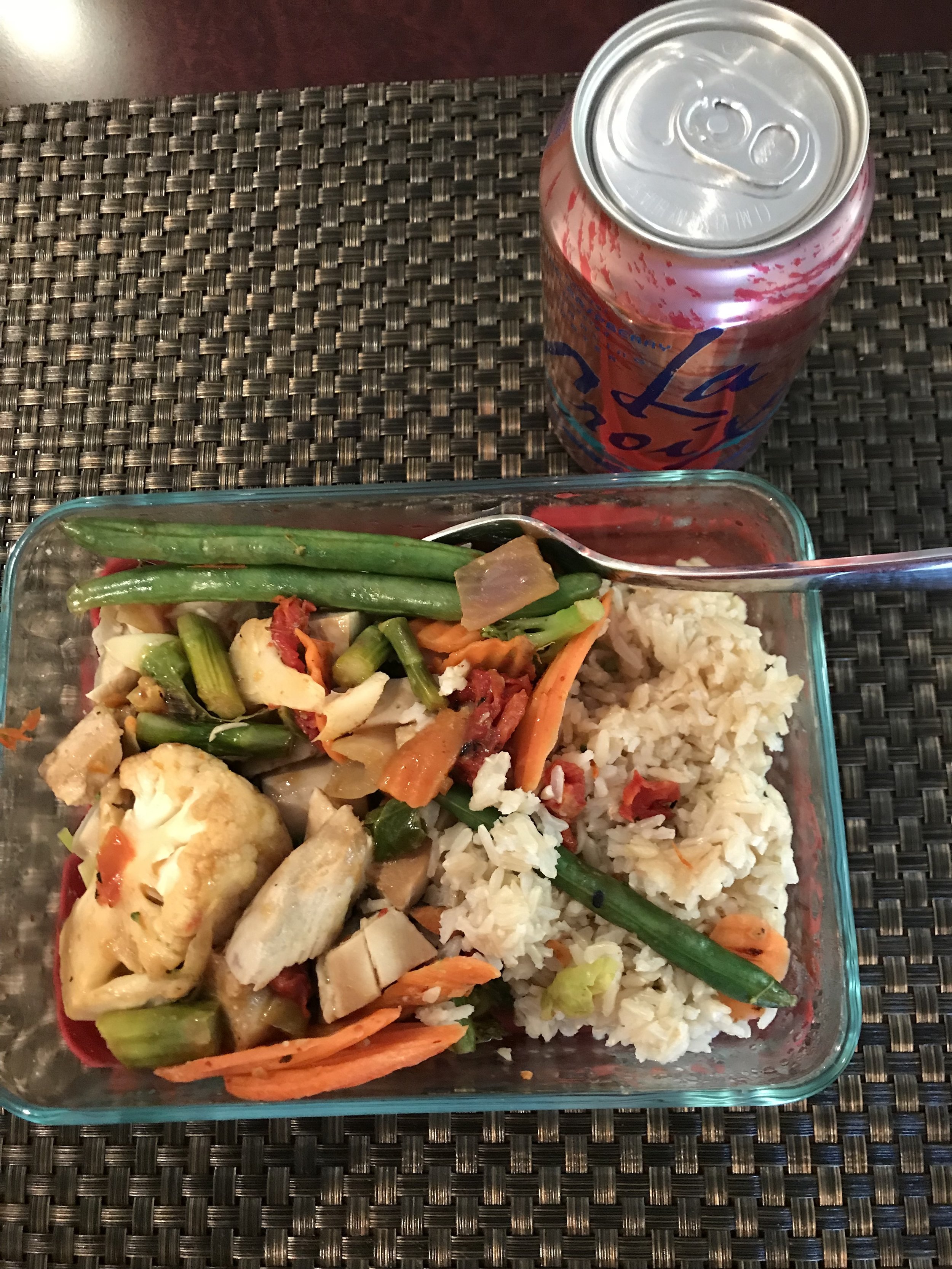 fixate-orange-chicken-lunch.jpg