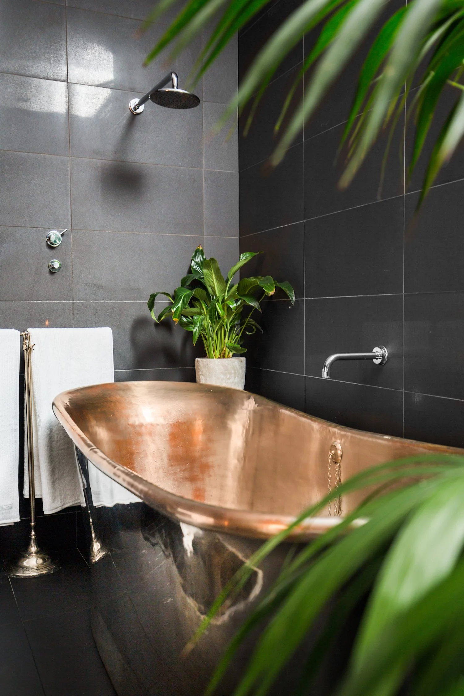 6. Spa Suite_MISS FOX Melbourne.jpg