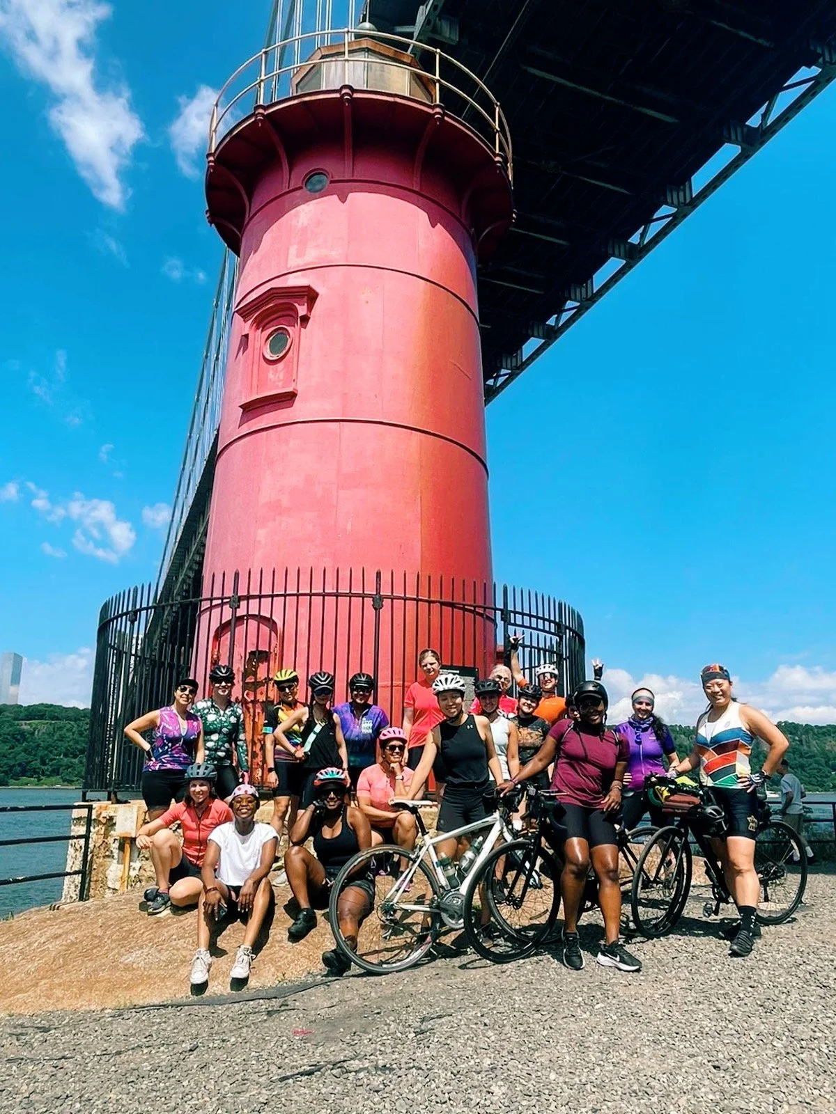 Girls Bike NYC: Little Red Lighthouse
