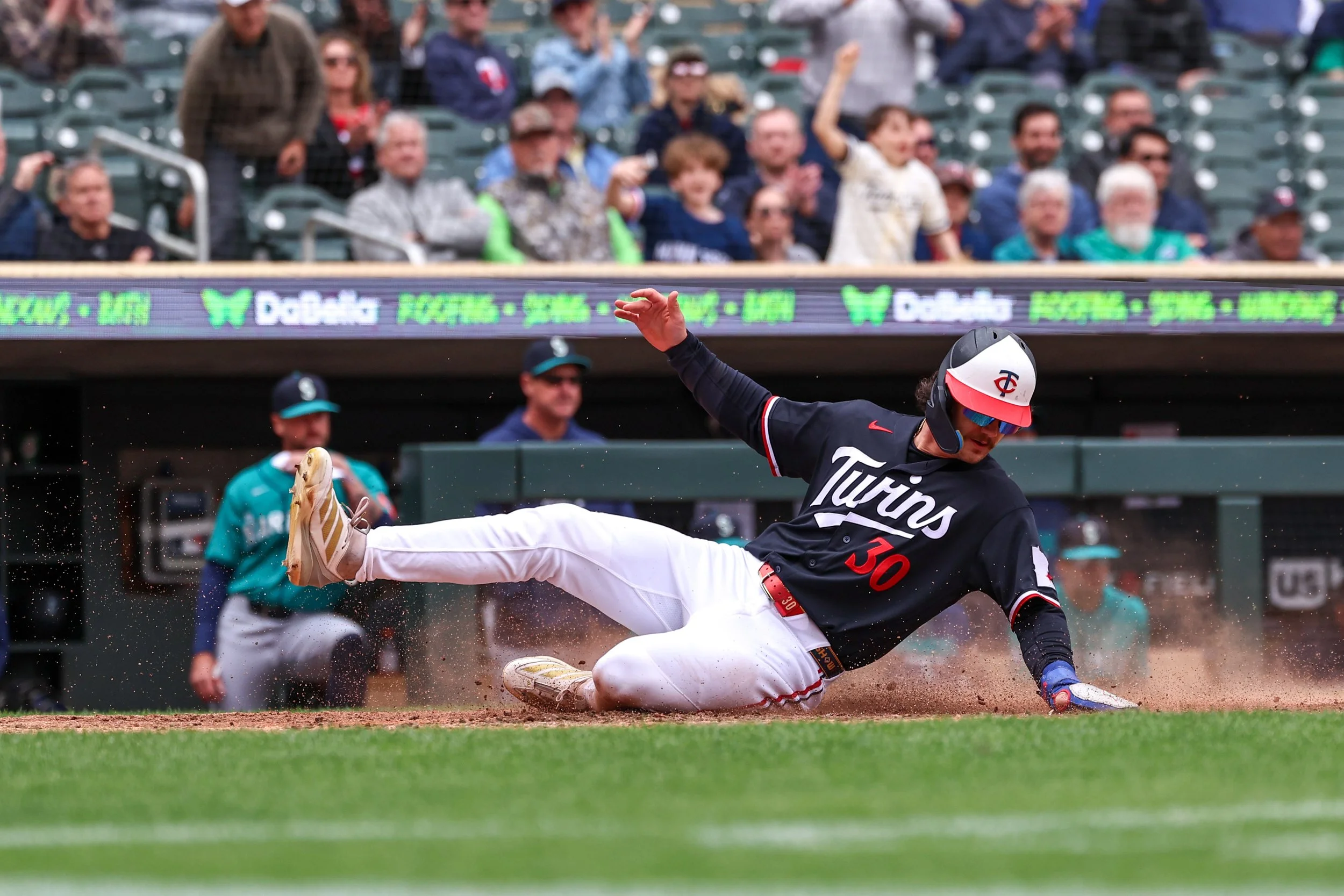 garcia_MLB_SEA_MIN_20260429_027.jpeg