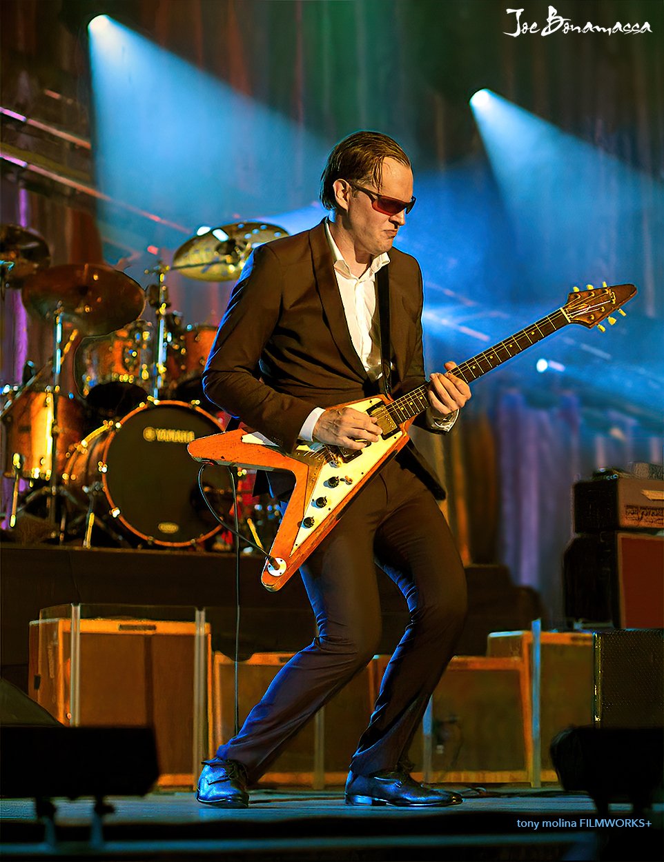 Joe Bonamassa FB (c) Tony Molina Filmworks 2023.jpg