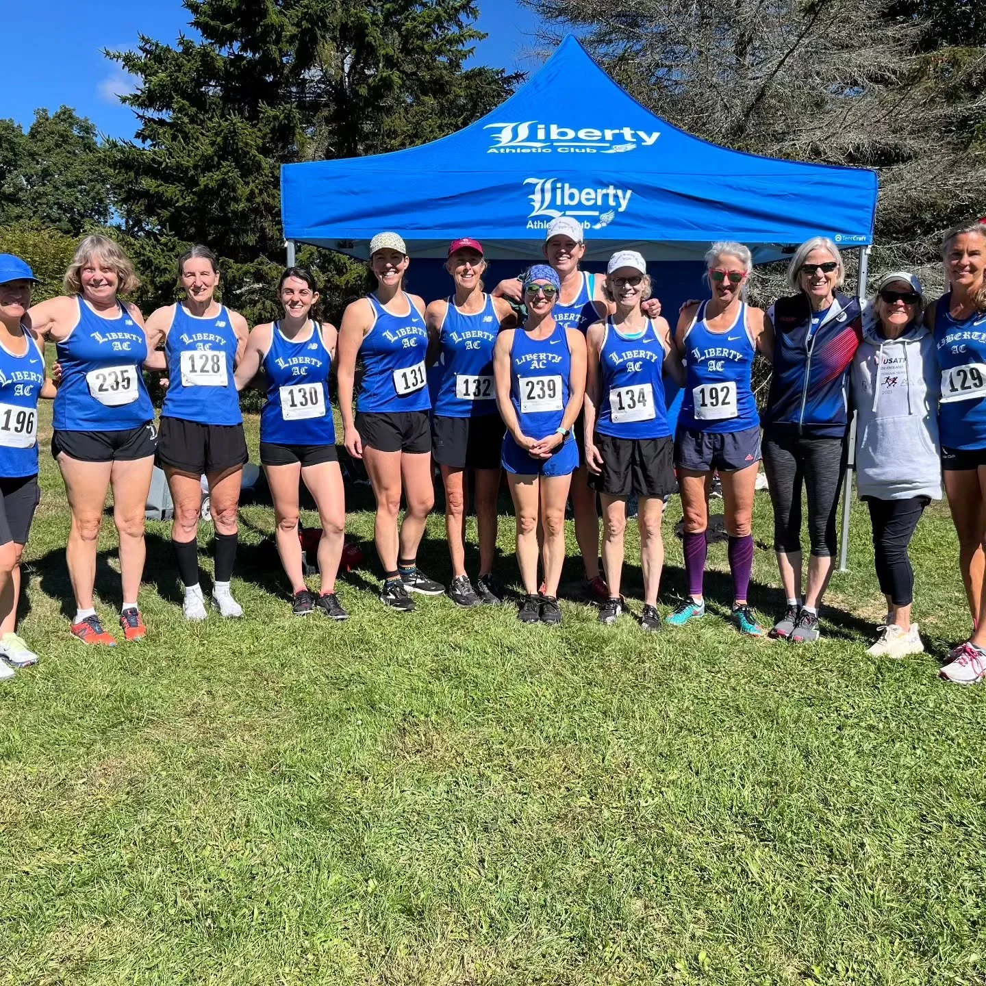 A beautiful fall day for a big, blue Liberty wave at the @gbtcrunning Cross Country Invitational in Carlisle, round two of this season's @usatfne XC season