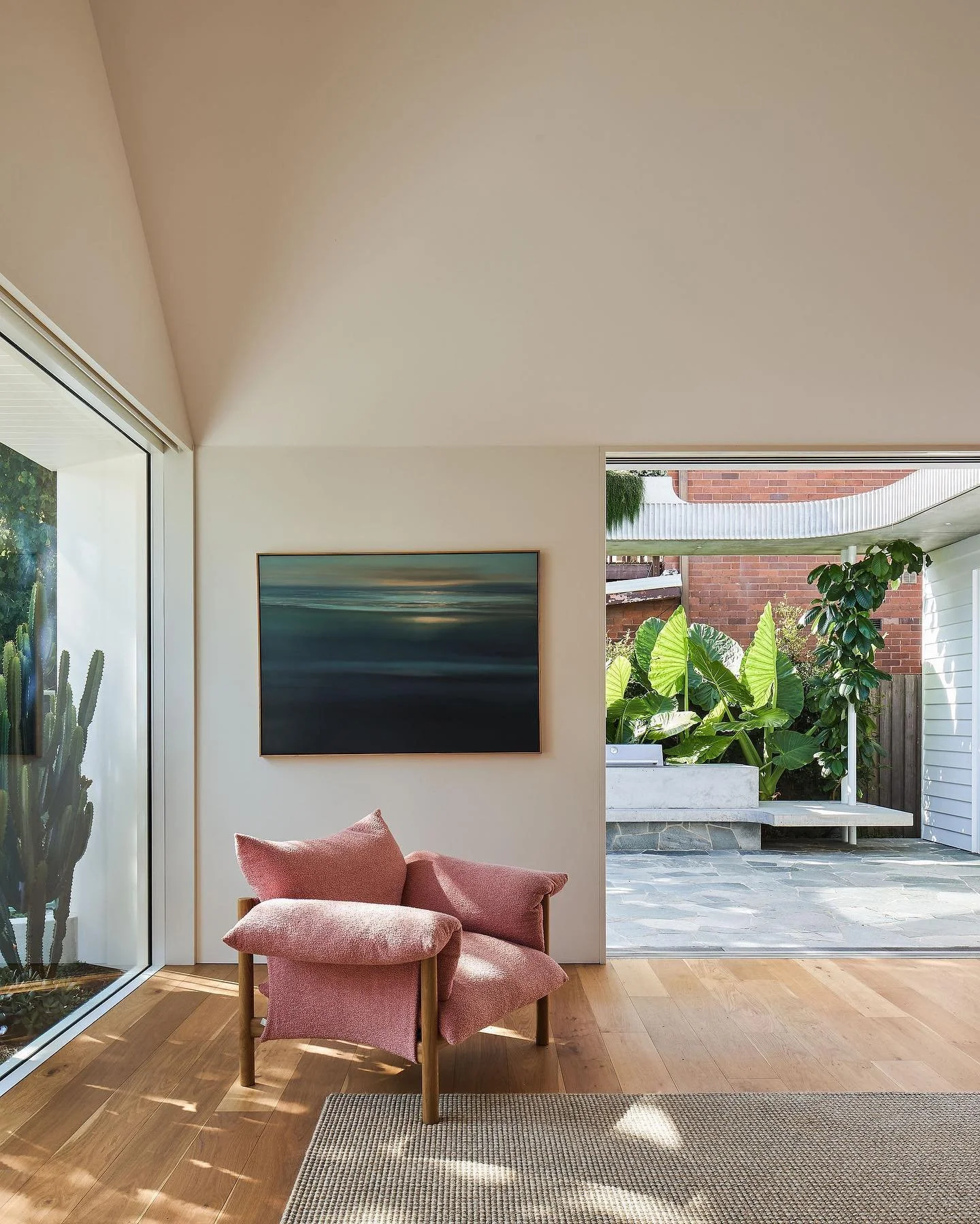 House on a Peninsular. 
Recently complete. 

Builder @buildbydesign.bbd 
Engineer Steve Wheelan 
Photographer @andymacpherson.studio 
 
#architecture #livingspace #jardanfurniture #wilfredarmchair #crazypave #southcronulla #sutherlandshire #australia