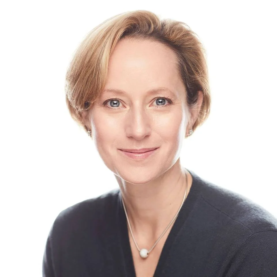 lisa_damour_headshot.jpg