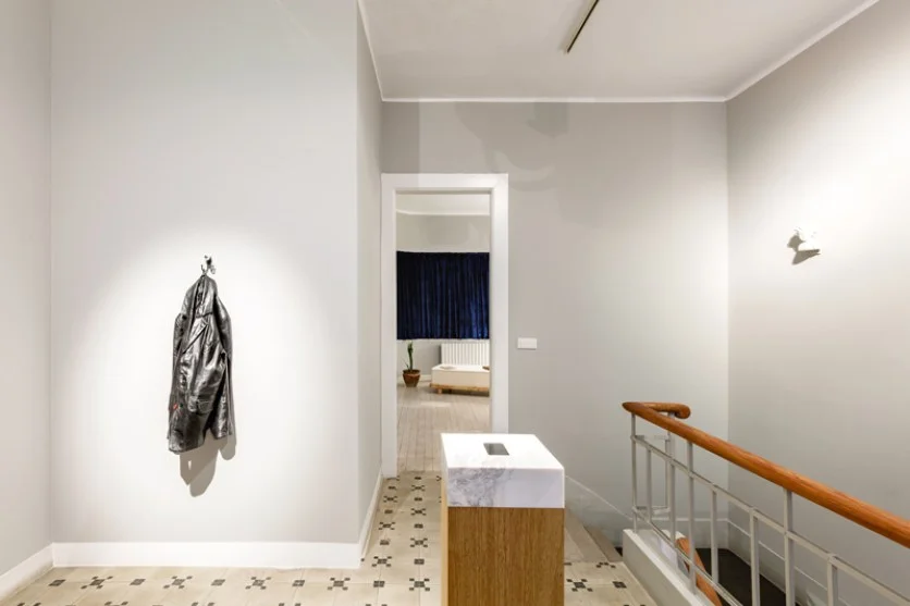 Mahmoud Khaled, Proposal for a House Museum of an Unknown Crying Man, 2017. Image courtesy of the artist and Gypsum Gallery, produced with the support of Arts Council Norway, Ari Meşulam and Office for Contemporary Art Norway, photo by Sahir Uğur Eren