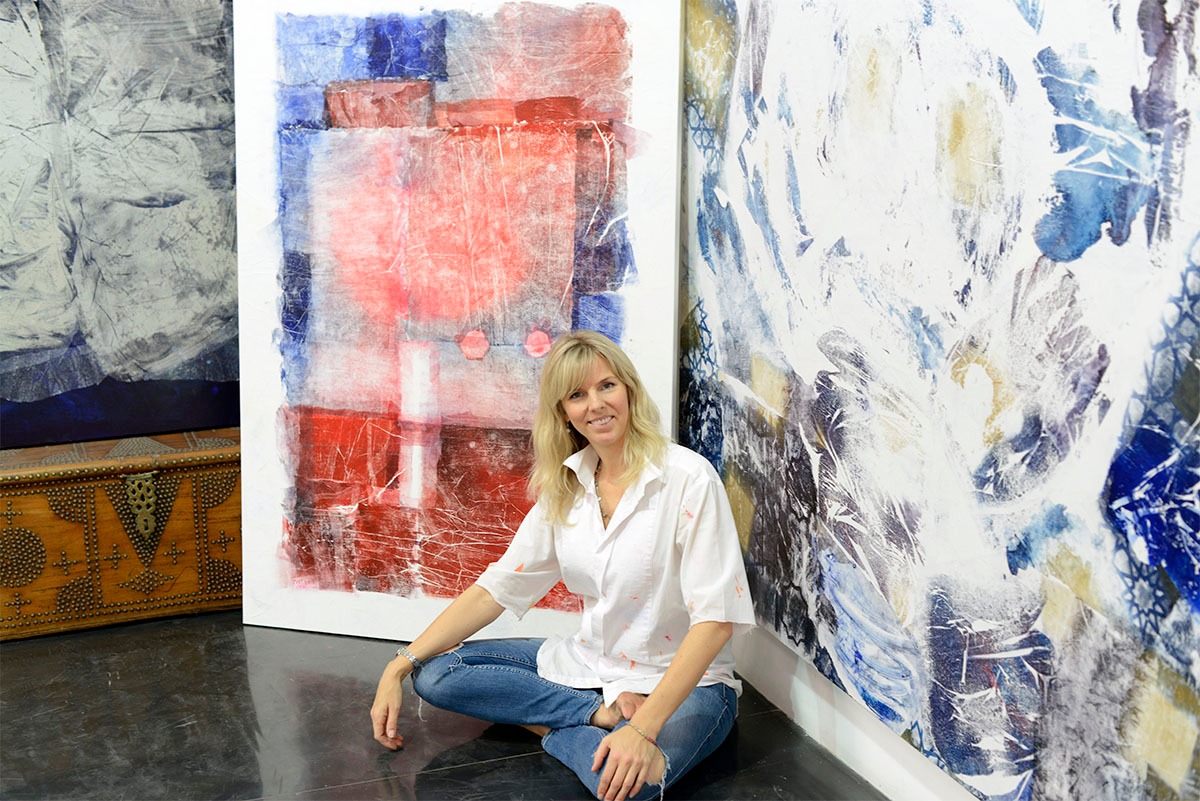 Jessica Watson-Thorp in her studio. Courtesy of the artist.