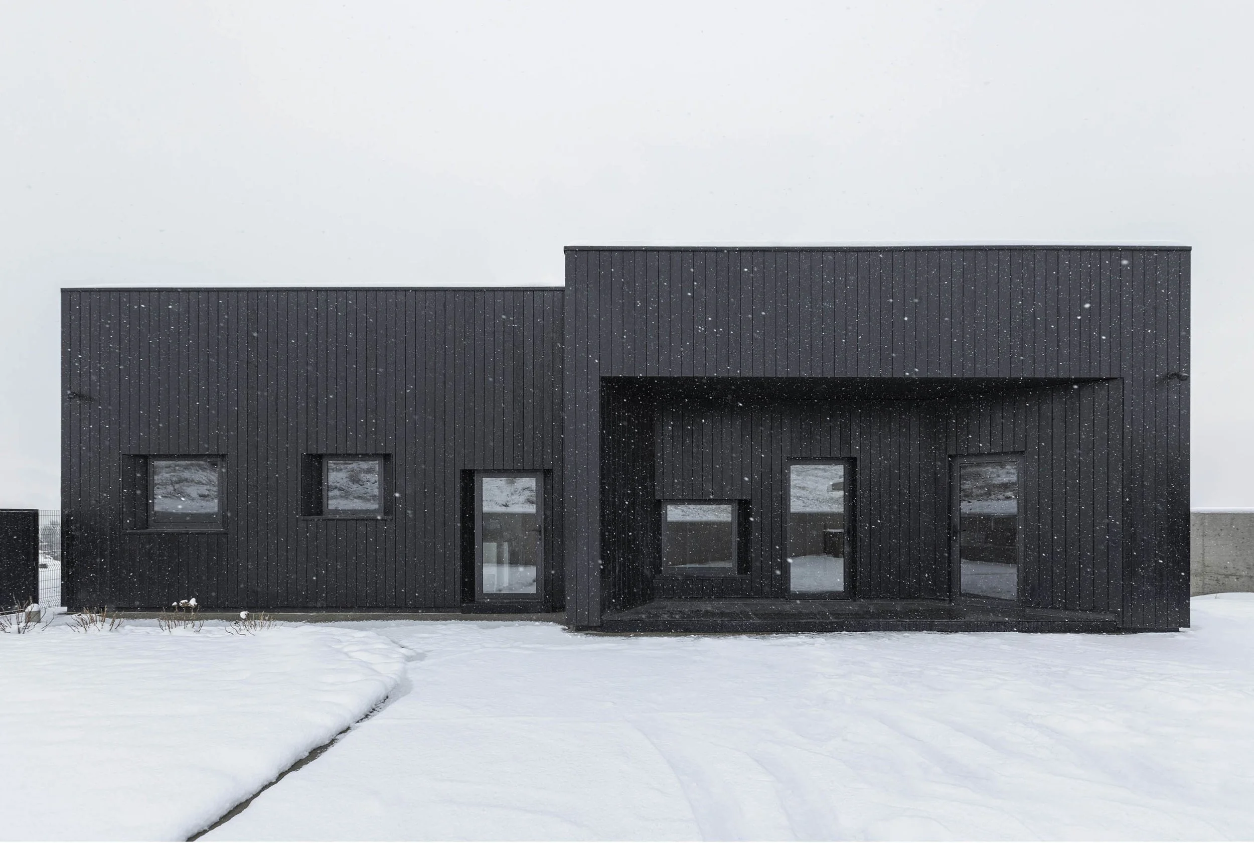 Elia House by Idaaf Architects_2_1676008197.jpg