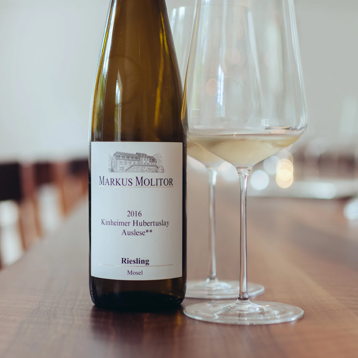 Kinheimer Hubertuslay 2016 Auslese**: On of the fine and herbal ones, red slate and loam minerality, fine citrus and grapefruit peel, great herbal finish.