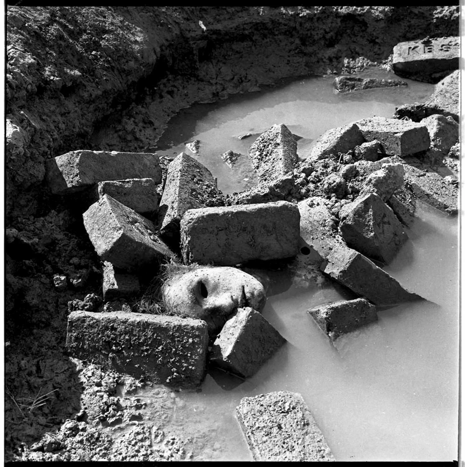 From the series Rashid Talukder (1939-2011): A Life’s Work by Rashid Talukder
