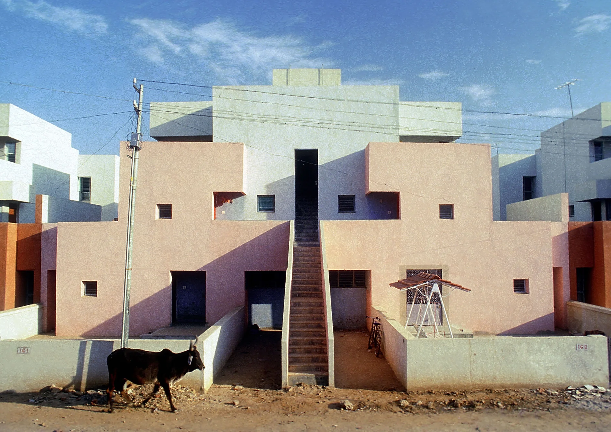 Housing for the Life Insurance Corporation of India, Ahmedabad, 1973 © Vastushilpa Foundation