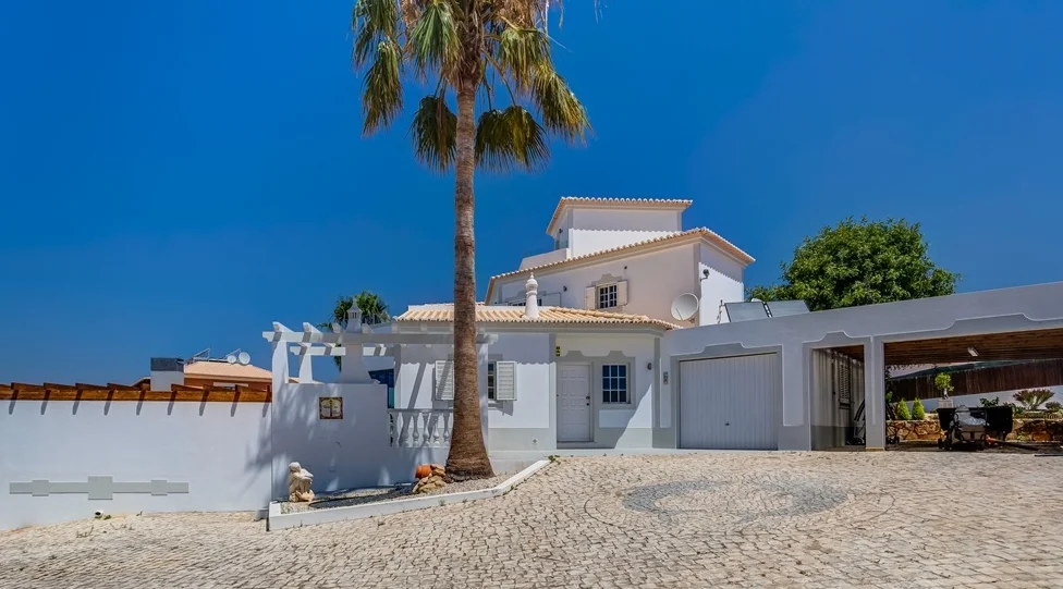VILLA CASA DA LUZ
