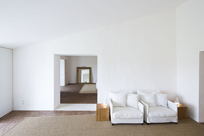 Modedamour-Casa-no-Tempo-Aires-Mateus-and-Joao-and-Andreia-Rodrigues-3.png
