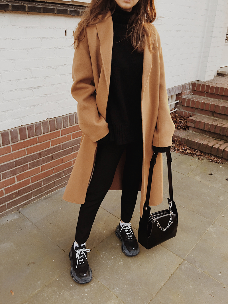 Black and Camel — MODEDAMOUR