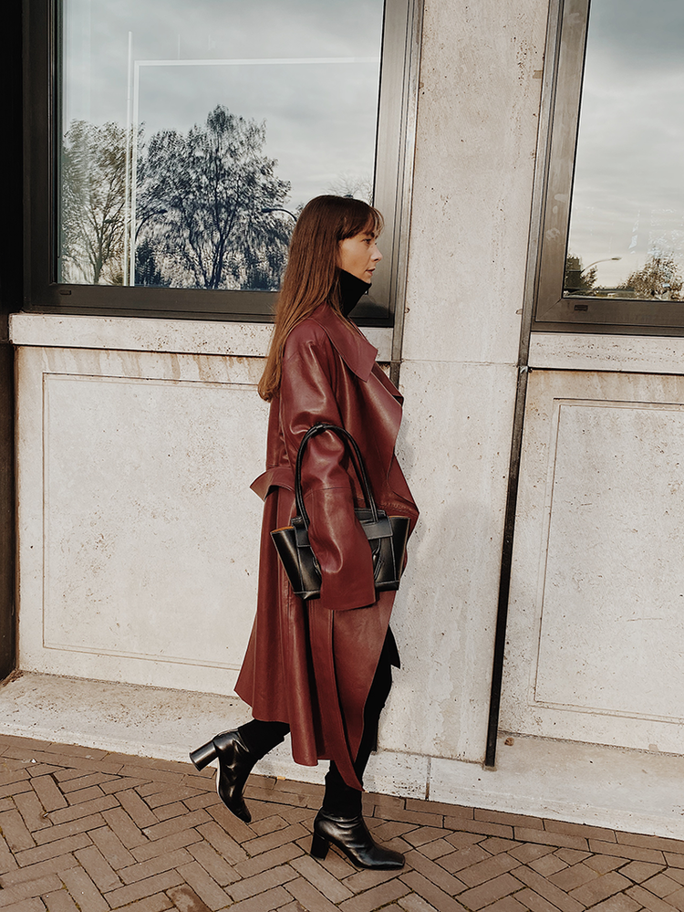 Leather Volumes Coat — MODEDAMOUR