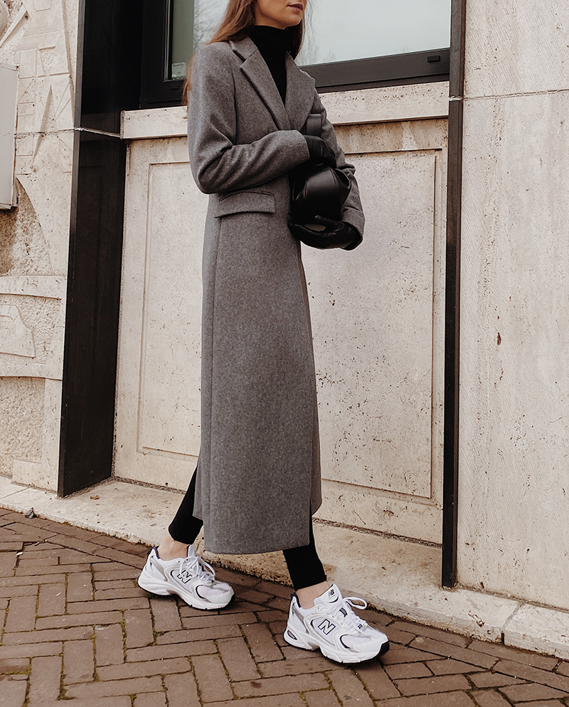 beatriceforsell / outfit / winter / neutral / minimal / grey