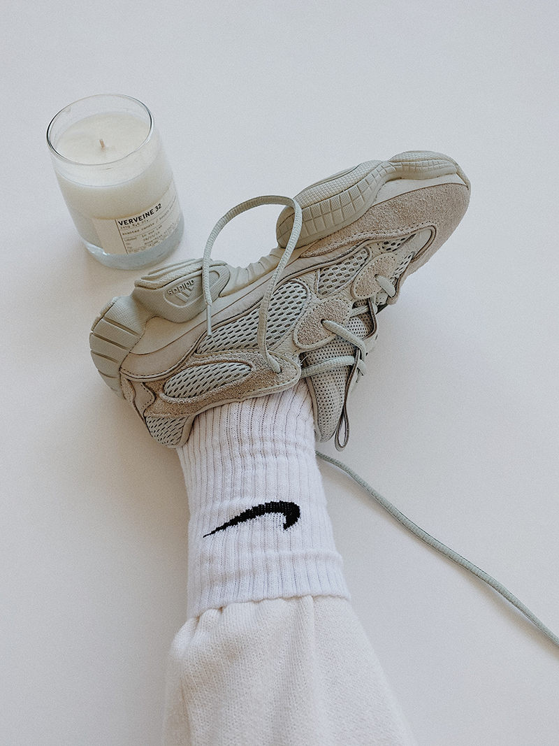 nike socks with yeezys