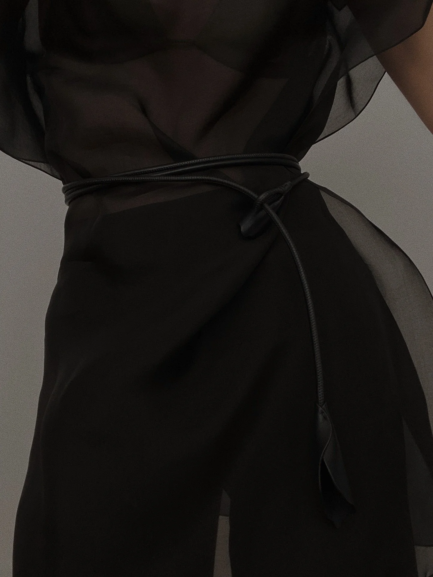 Minimal black