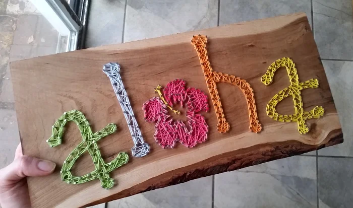 Freeform 'Aloha' string art by Rain Blanken - Fun to string, but not exactly intricate.