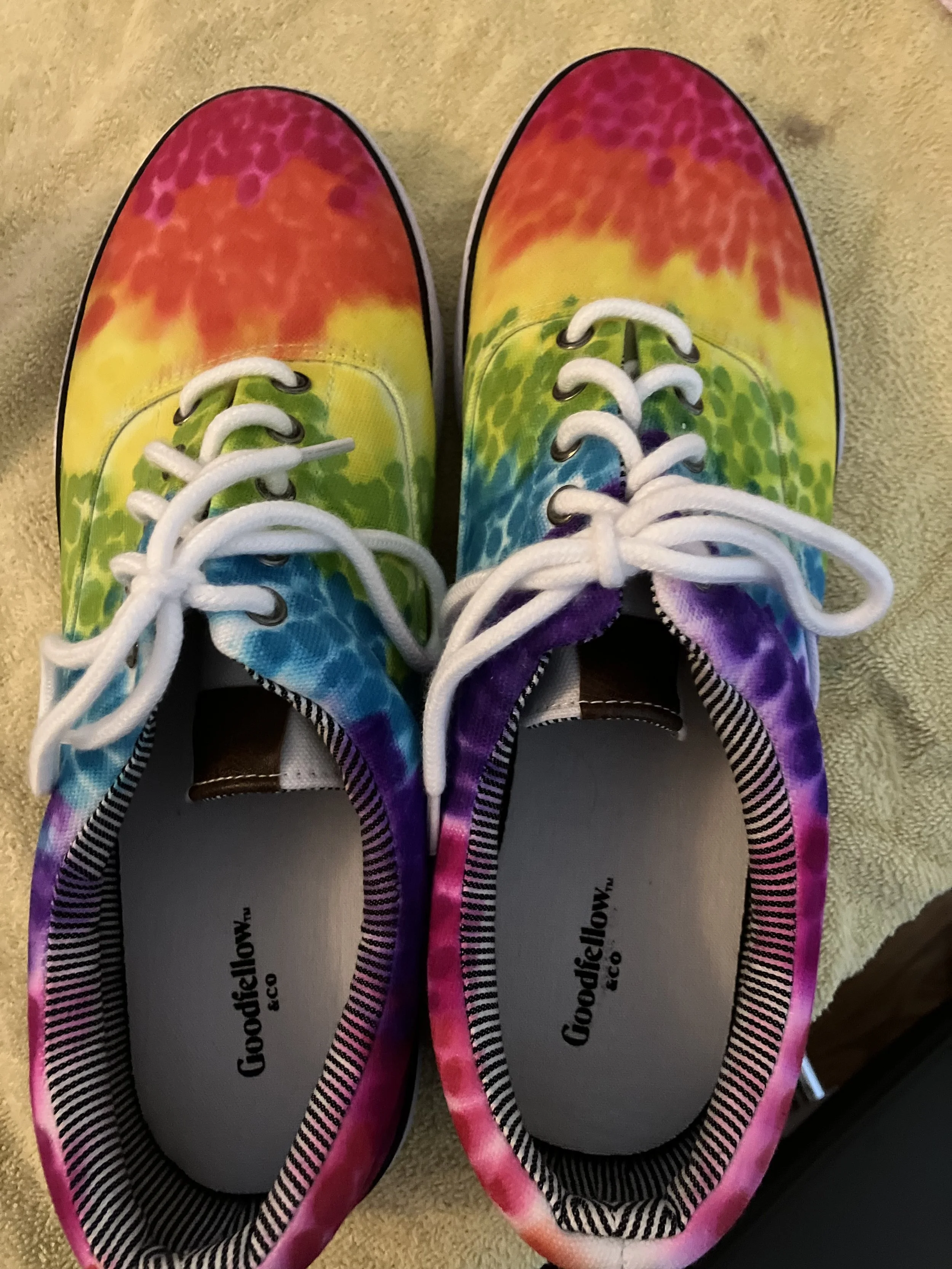 Men's Rainbow Dots