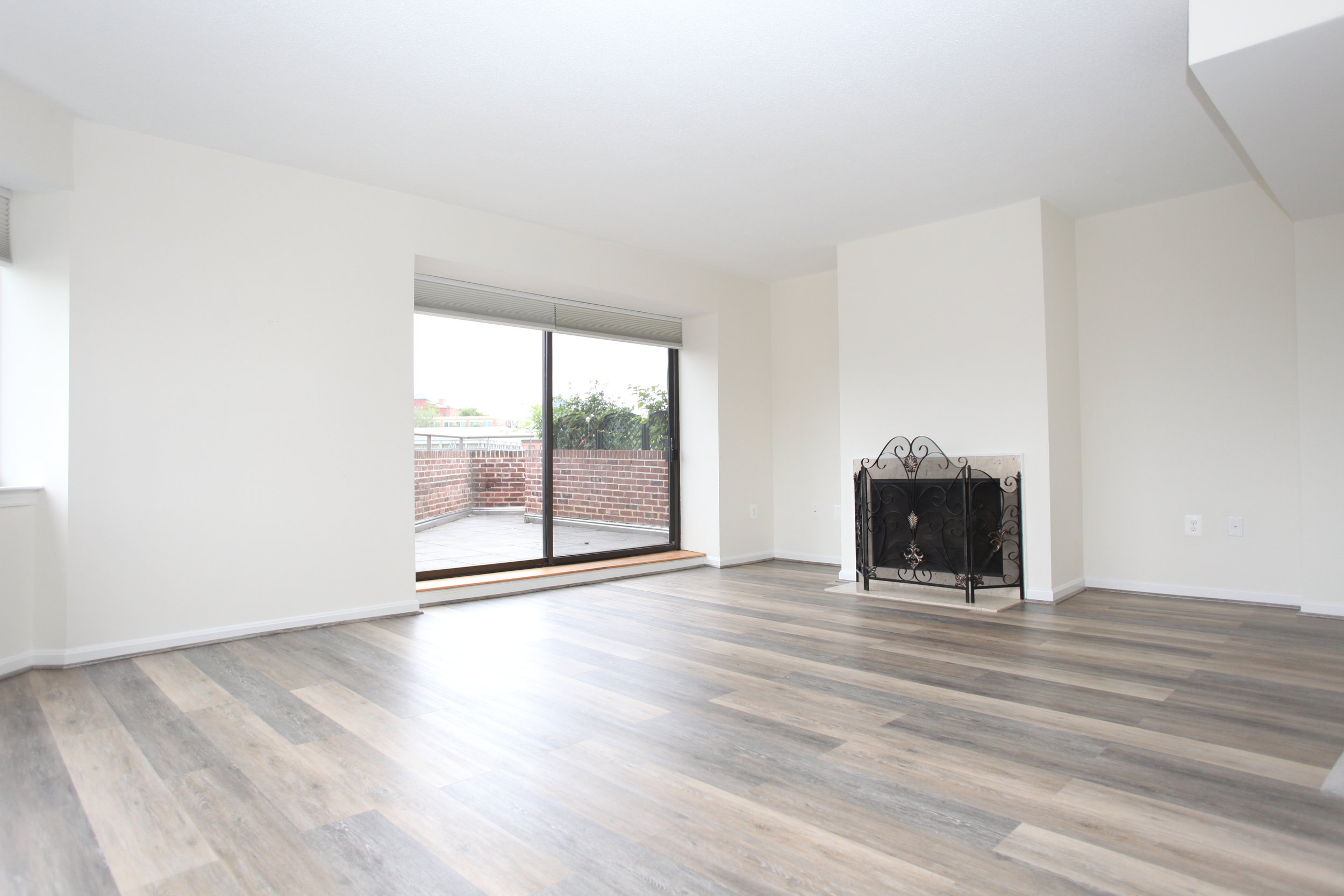 1015 33rd Street NW #814 (ACTIVE)