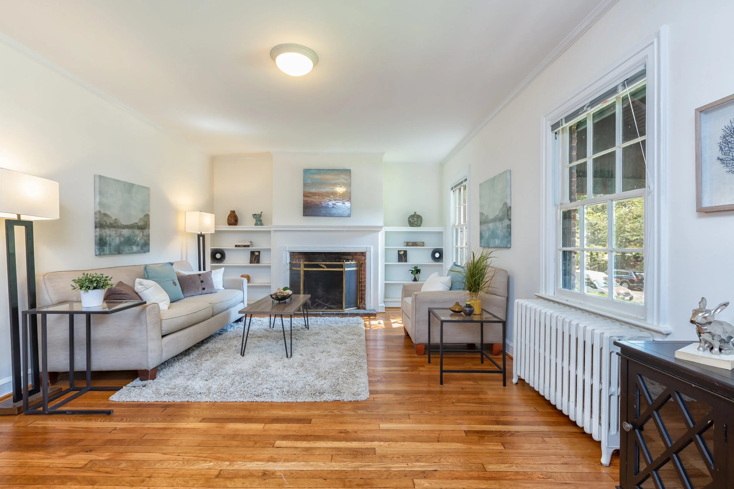 5 - Living room.jpg