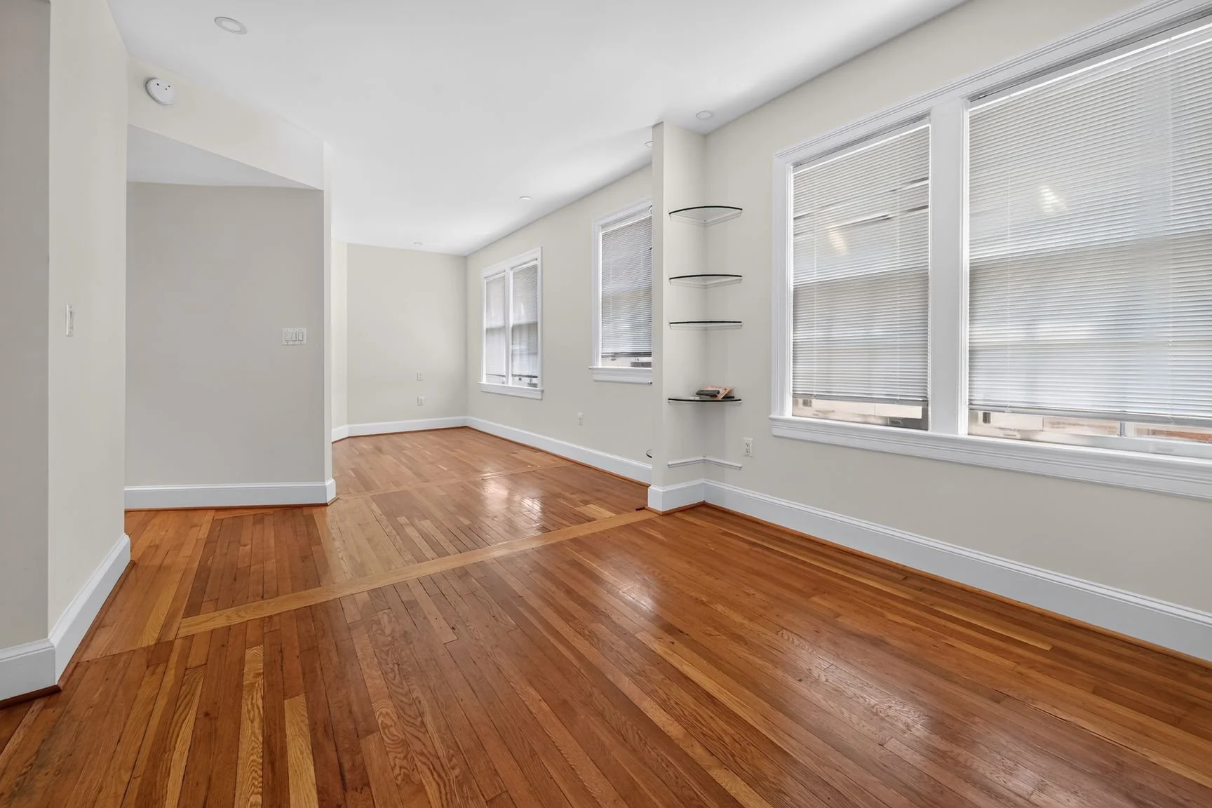 3120 R Street NW Unit #207 (ACTIVE)