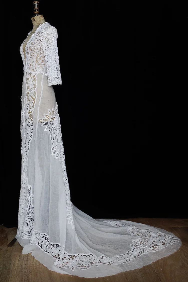 Exquisite fine muslin and lace wedding dress — jane bourvis