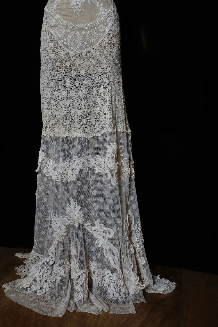 chinese dress ladies 1908 Edwardian Couture White Irish Crochet Lace & Sheer Net Bridal Gown main image 1