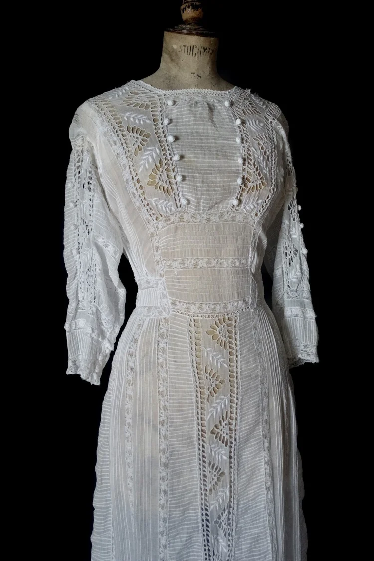Original Edwardian, Cotton Lawn Gown with Lace and Crochet Detail.  jane  bourvis