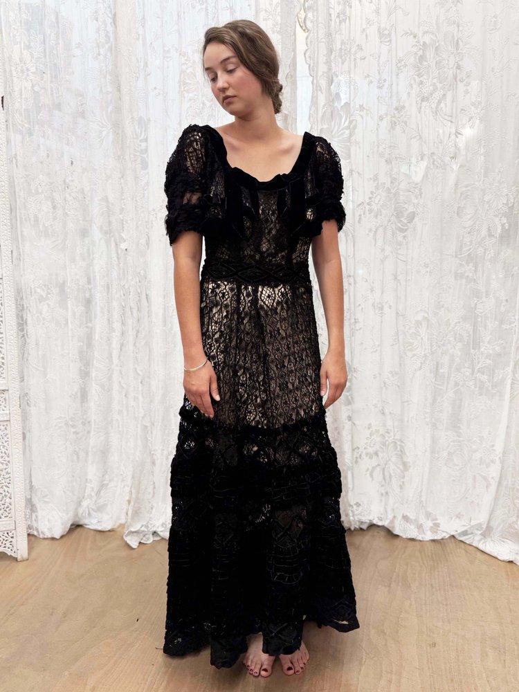 Antique Edwardian Black Lace & Velvet Dress  jane bourvis