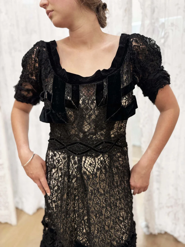 Antique Edwardian Black Lace & Velvet Dress jane bourvis Antique Edwardian Black Lace & Velvet Dress jane bourvis