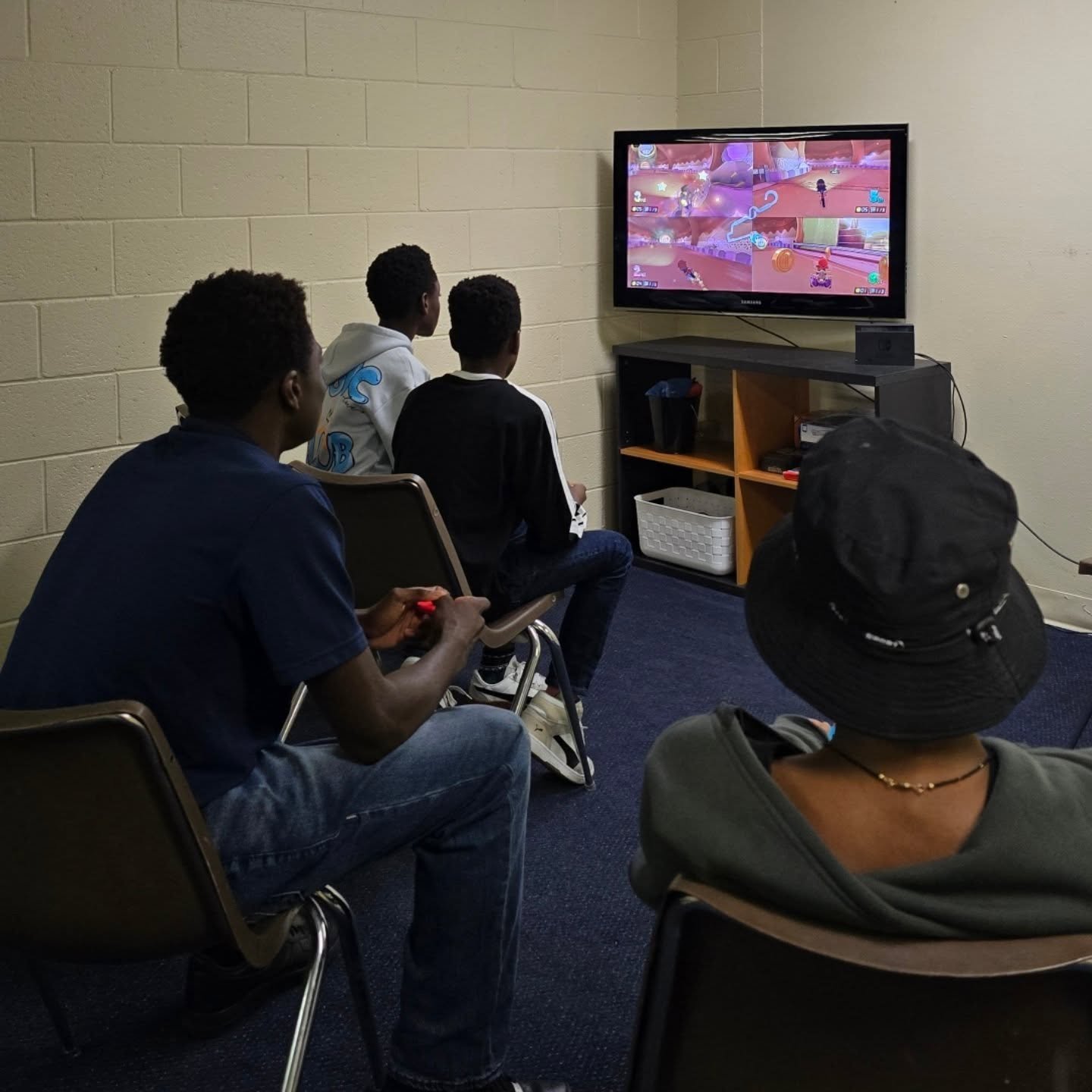 Hang with UCC Youth Sundays at 10am

We start in the Sanctuary for Worship and then we go upstairs to Rm 215 during the Greeting Time. 

univcc.org/youth

#Sunday #UCCYouth
#MiddleSchool #HighSchool