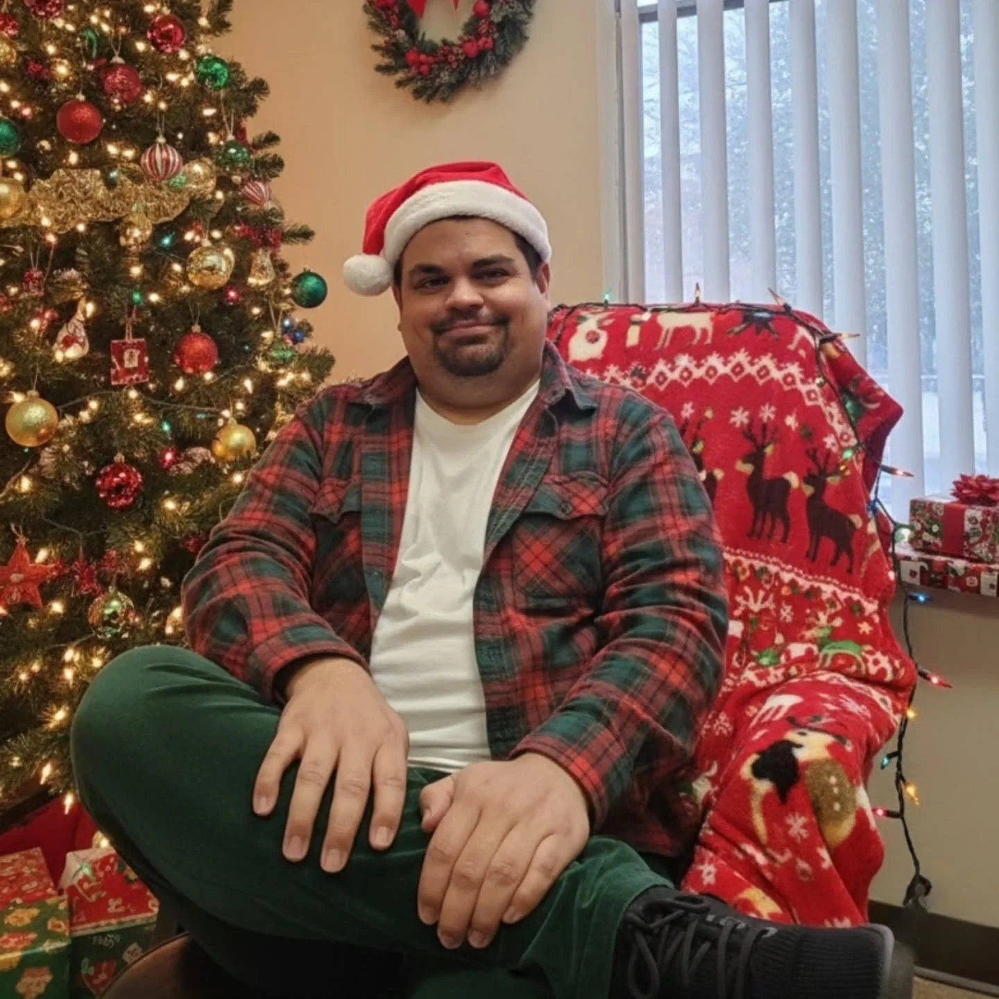 Youth Christmas Party🎄
Next Friday 12/12, 7pm

Wear your favorite Christmas attire
Bring a wrapped $5-$10 white elephant for our gift exchange🎁
Invite a friend 

See y'all there 🎅🏽