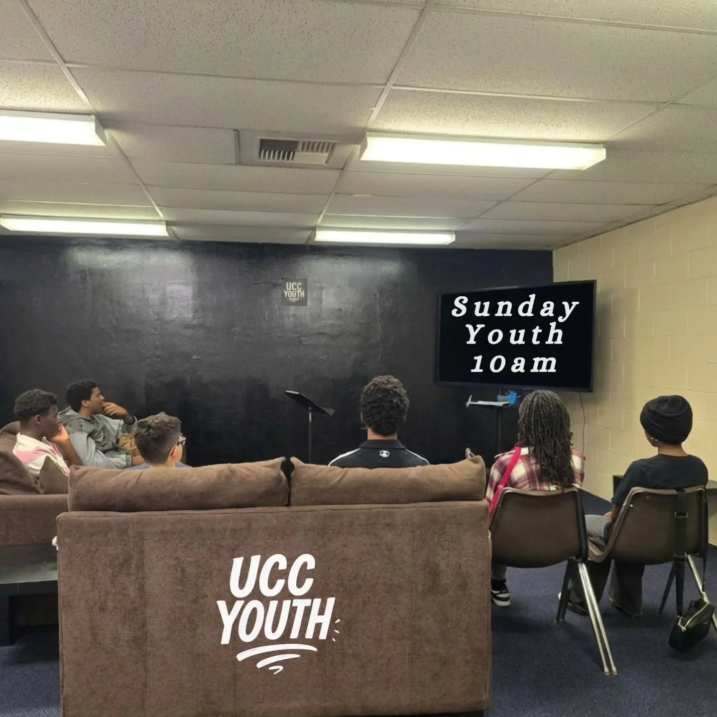 What if this Summer you got closer to God? 🙏🏻

Come hang with us on Sundays at 10am this Summer at 10am as we dive into God's Word. 
(We meet in the sanctuary for worship and then go upstairs during the greeting time)

Swipe to see our Summer Sunda