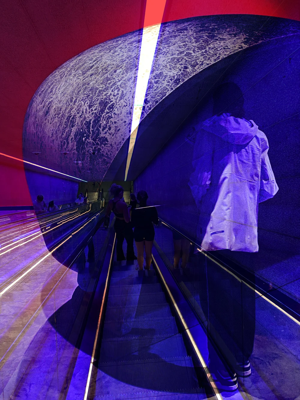 Continuum subterraneum, 2023, digital art, photography, print on canvas, 70x100cm ,