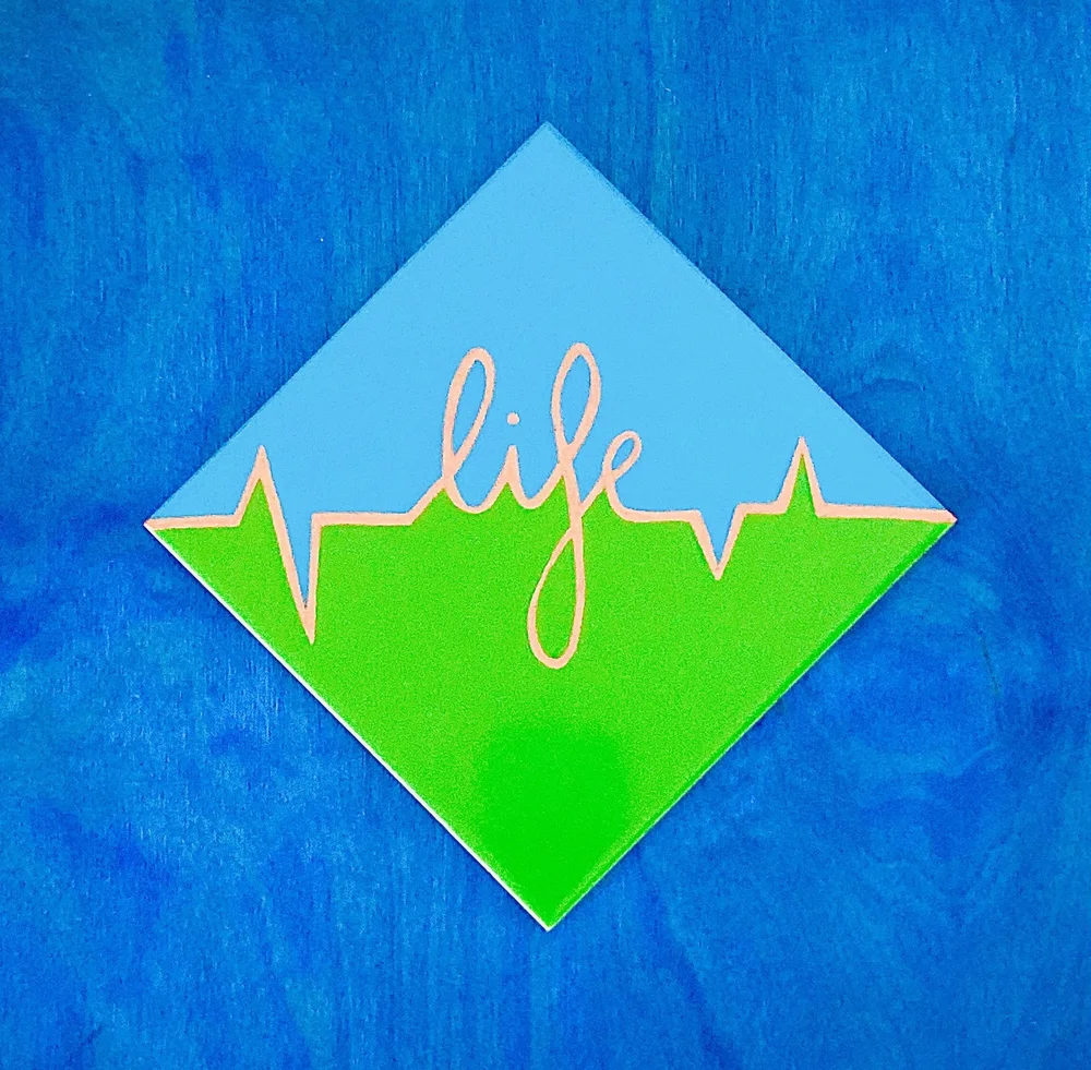 life wood and ceramic 30 x 30 cm