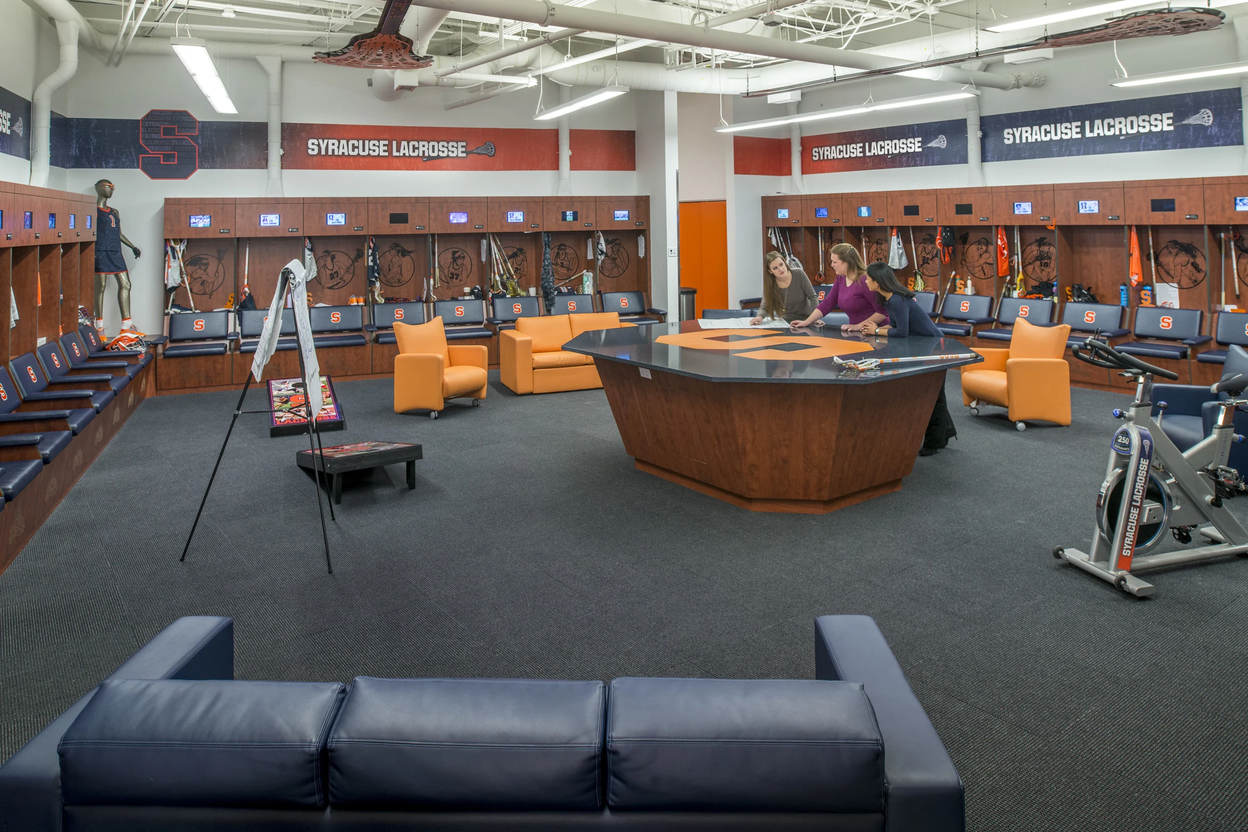 SYRACUSE UNIVERSITY WOMENS LACROSSE LOCKER ROOM — Ashley McGraw