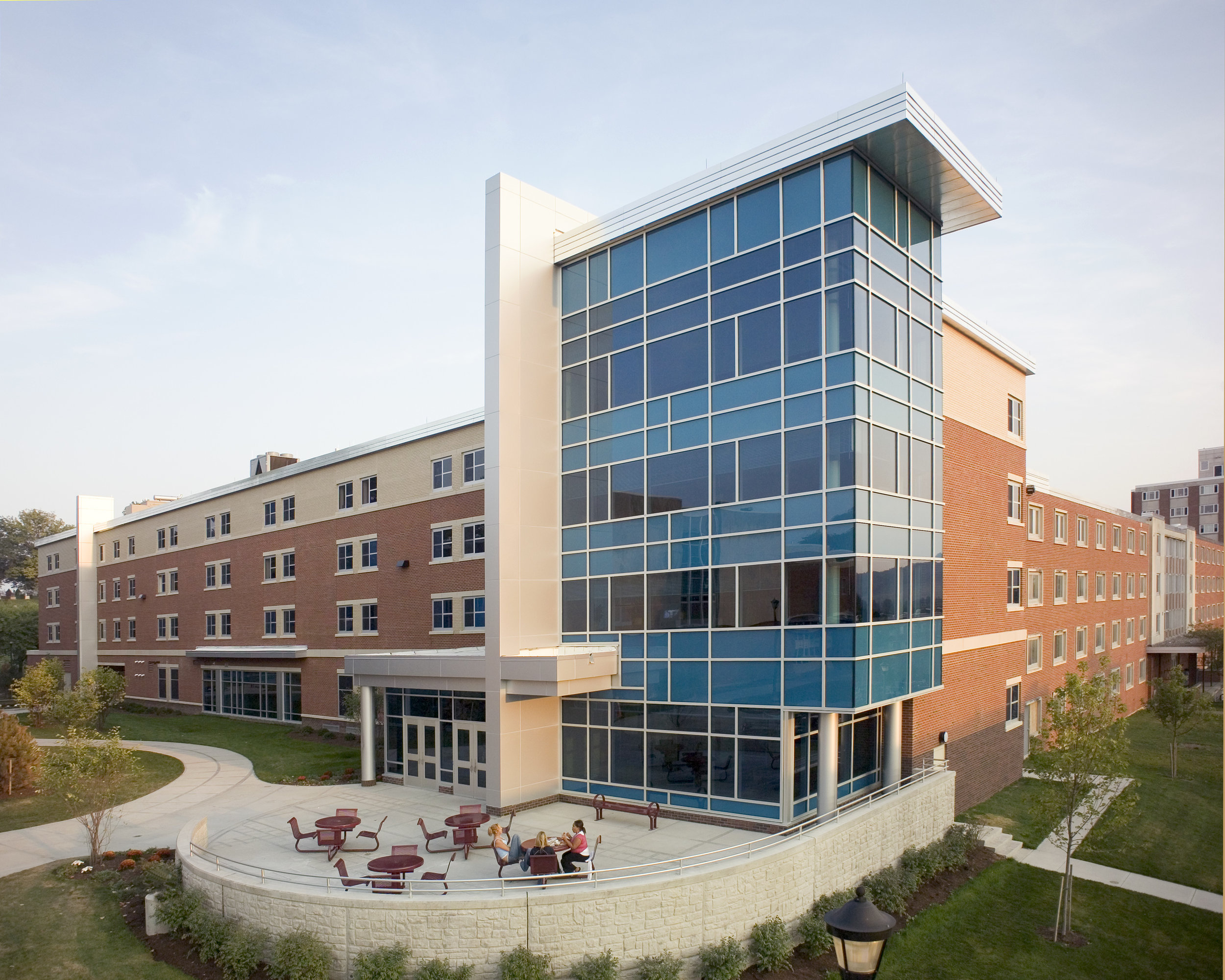 GLASS TOWER RESIDENCE HALL&lt;strong&gt;Was the first State University of New York residence hall to be granted LEED certification.&lt;/strong&gt;