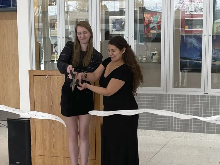 Liverpool CSD Holds Ribbon Cutting Ceremony to Celebrate Fine Arts Wing Renovation