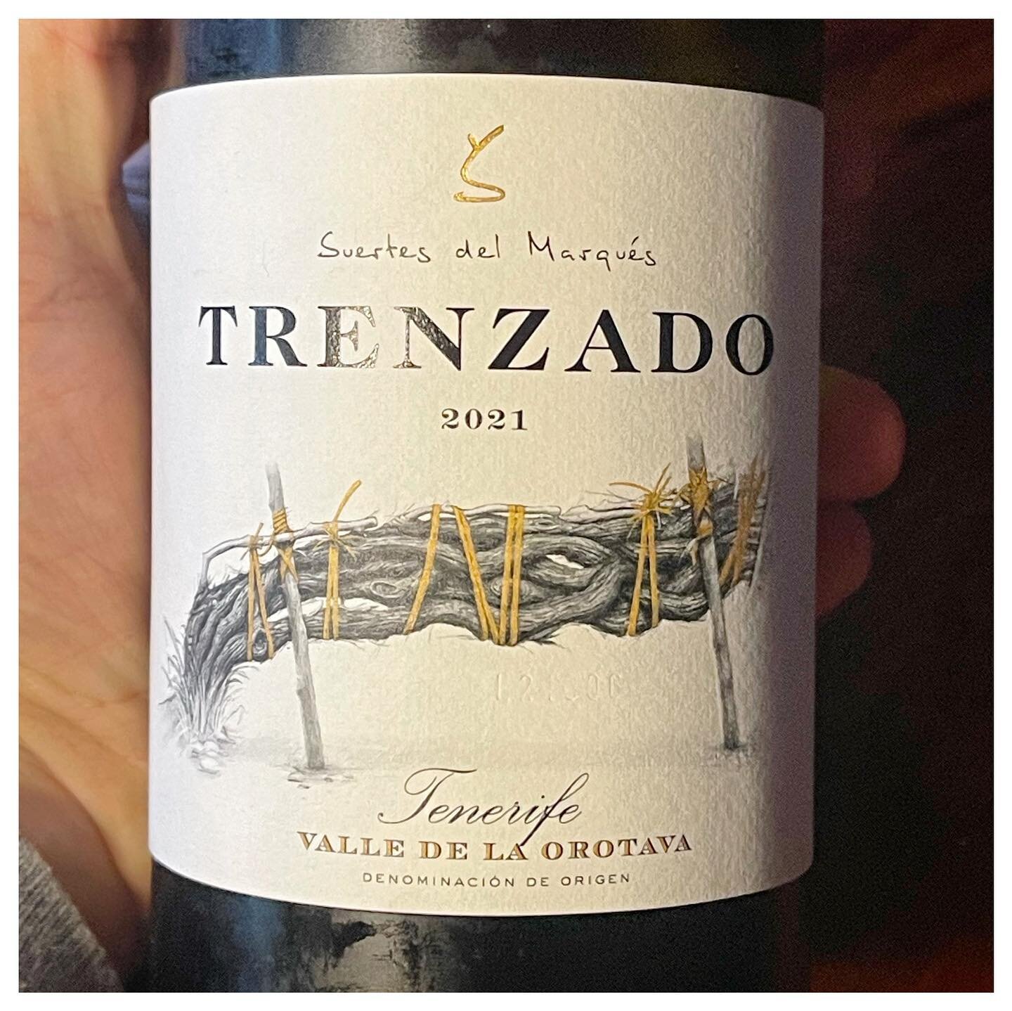 Trenzado 2021, list&aacute;n blanco del Valle de La Orotava, Tenerife, de Suertes del Marqu&eacute;s

#wine #vino #vinoblanco #gastronomia #tenerife #laorotava #lalaguna