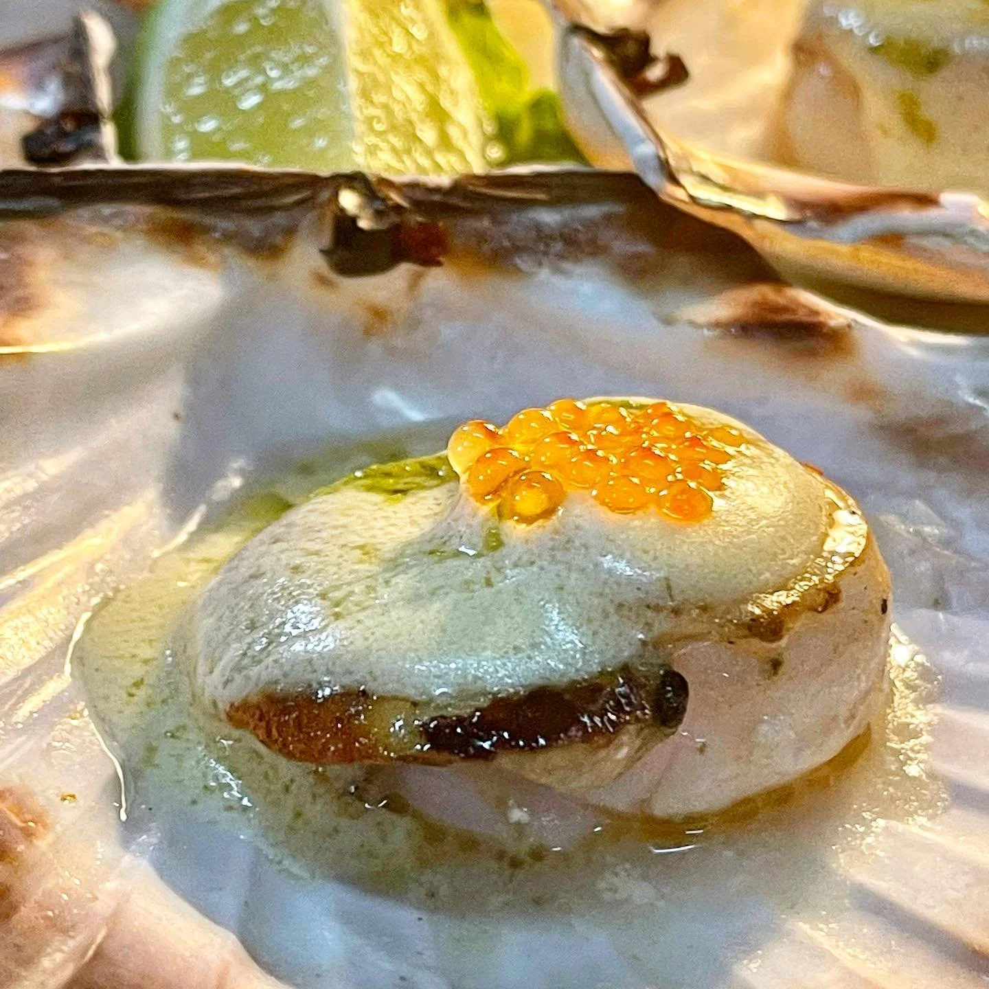 Vieiras con crema de lima

#food #foodie #gastro #foodporn #restaurante #lalaguna #tenerife #gastronomia