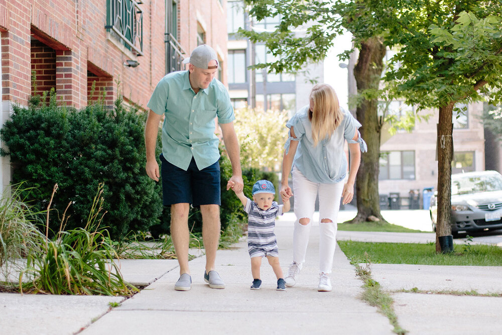 family-photos-in-chicago-west-town.jpg