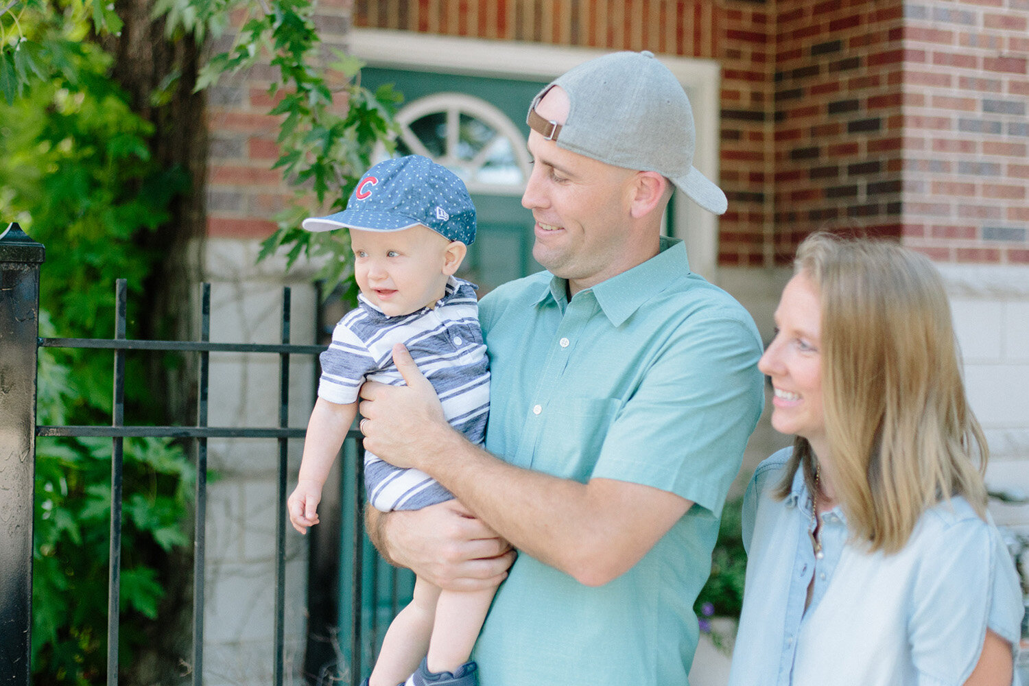 mom-dad-son-chicago-family-session.jpg