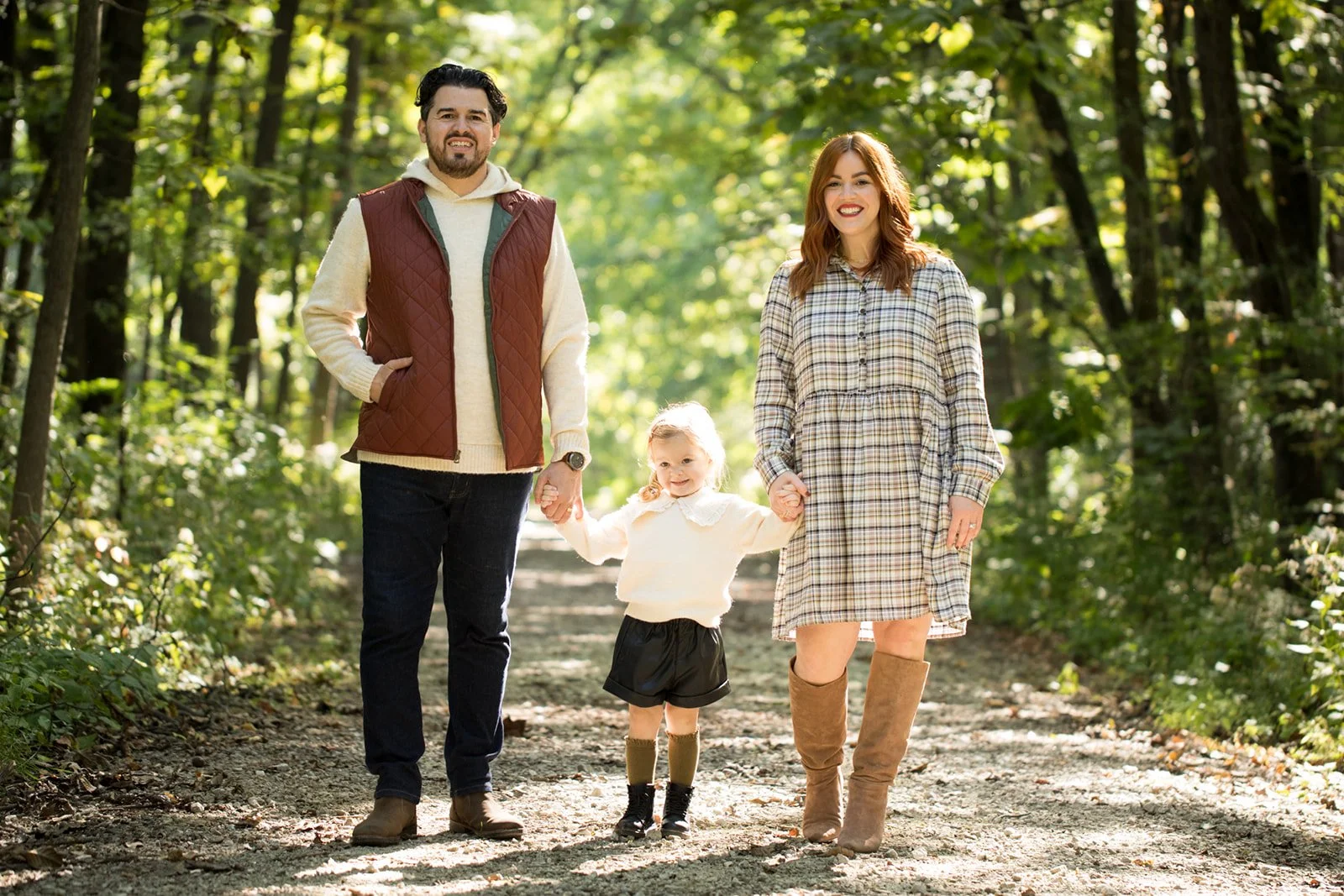 Ayala-Family-2022-29_websize.jpg