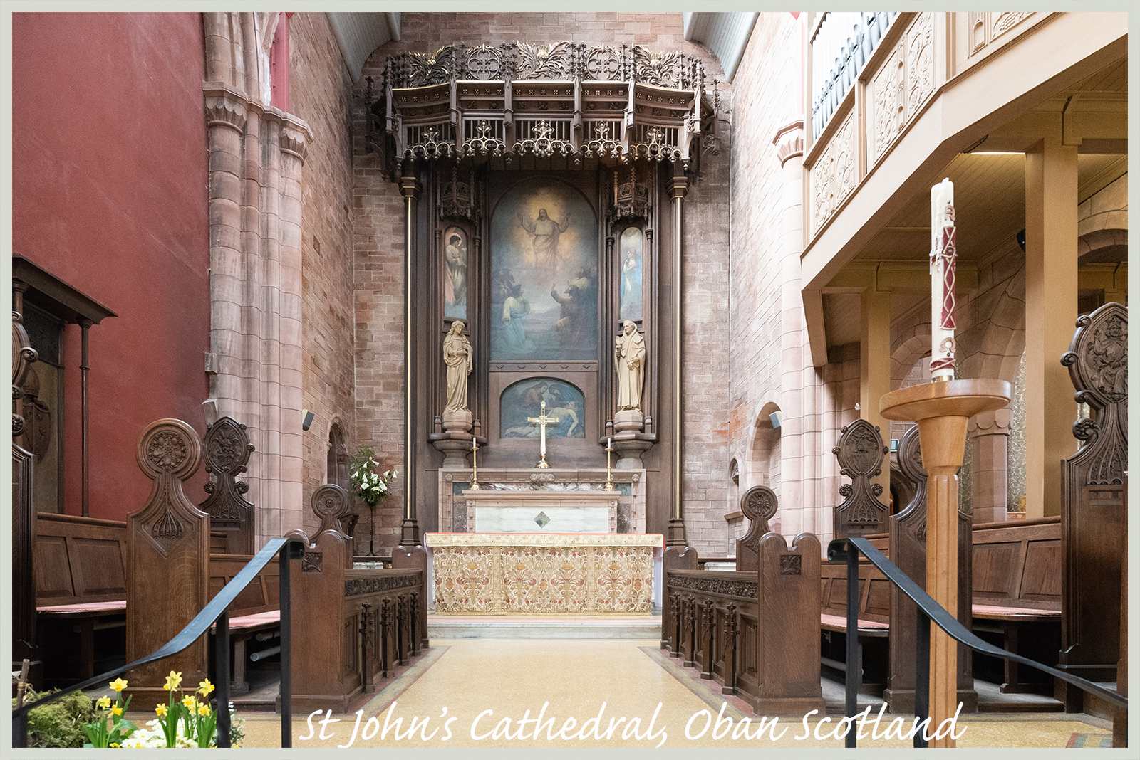 St John’s Cathedral, Oban Scotland DSC_2600.jpg