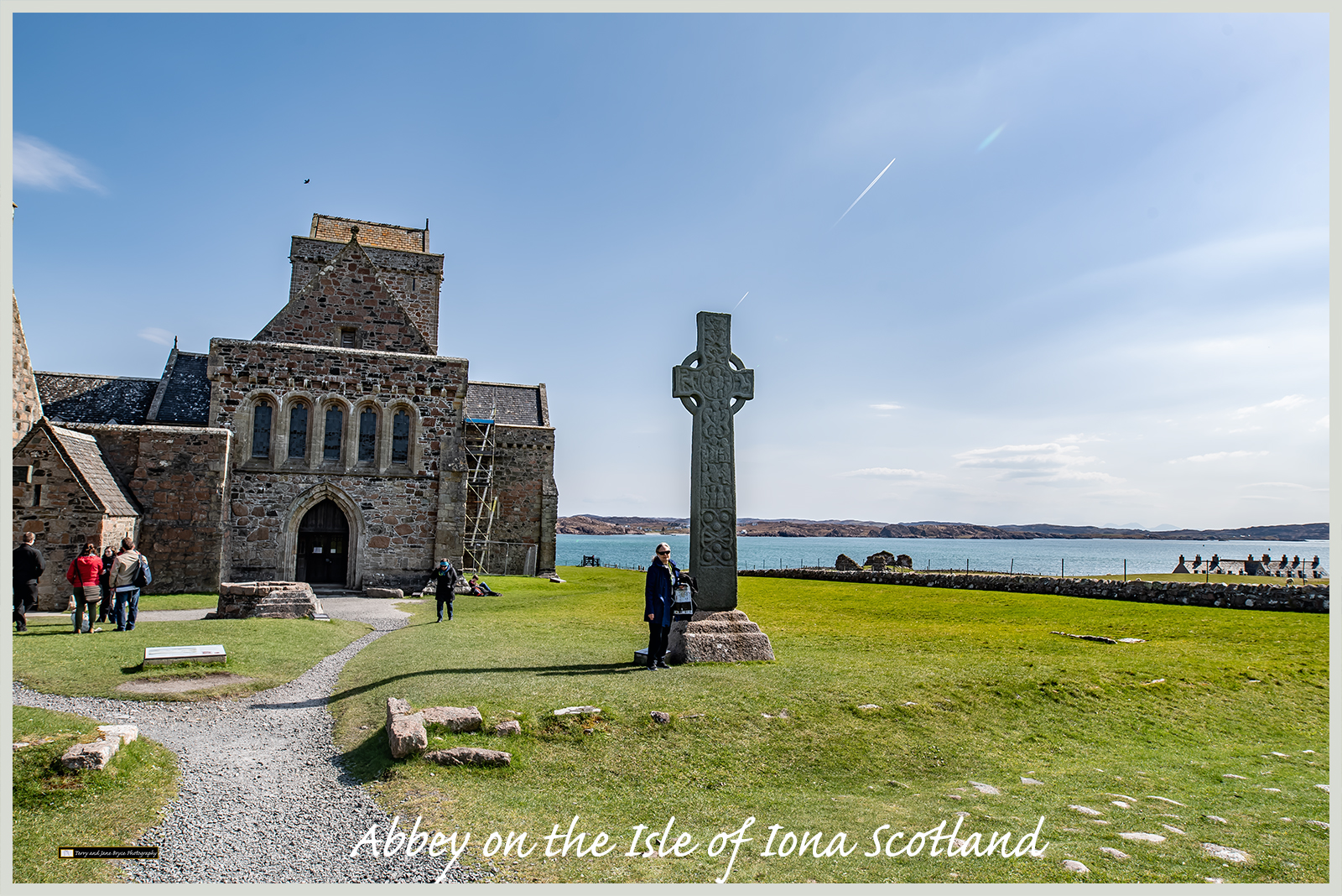Abbey on the Isle of Iona Scotland DSC_2769.jpg