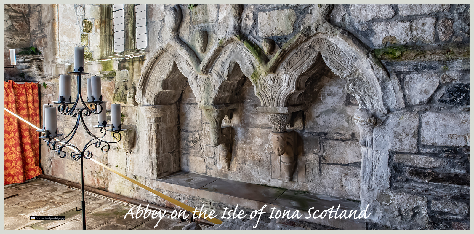 Abbey on the Isle of Iona Scotland DSC_2779.jpg