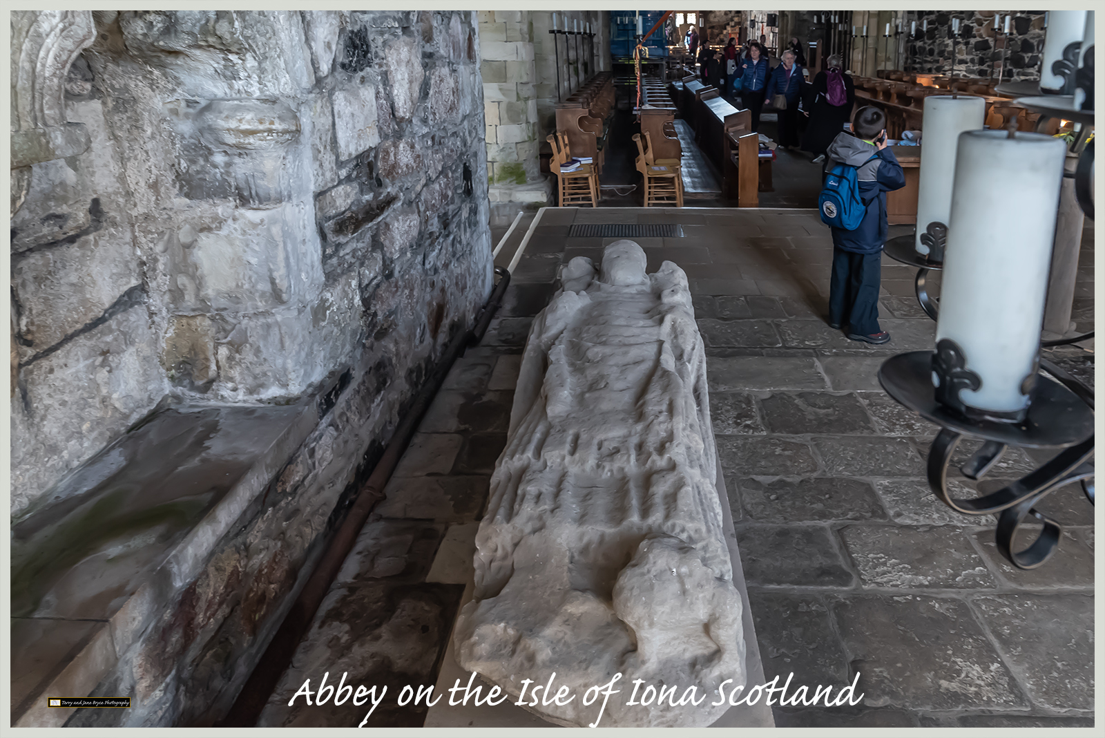Abbey on the Isle of Iona Scotland DSC_2781.jpg