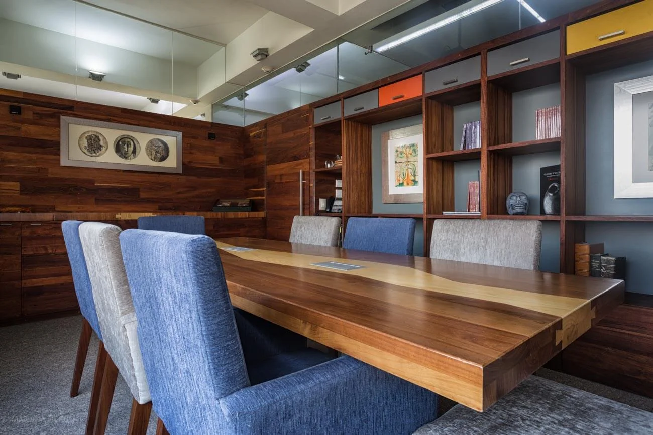OFFICE-1.jpg